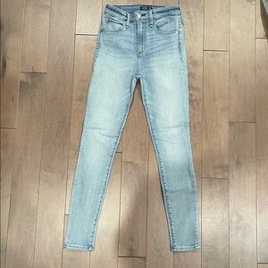 Women's Light Blue Jeans